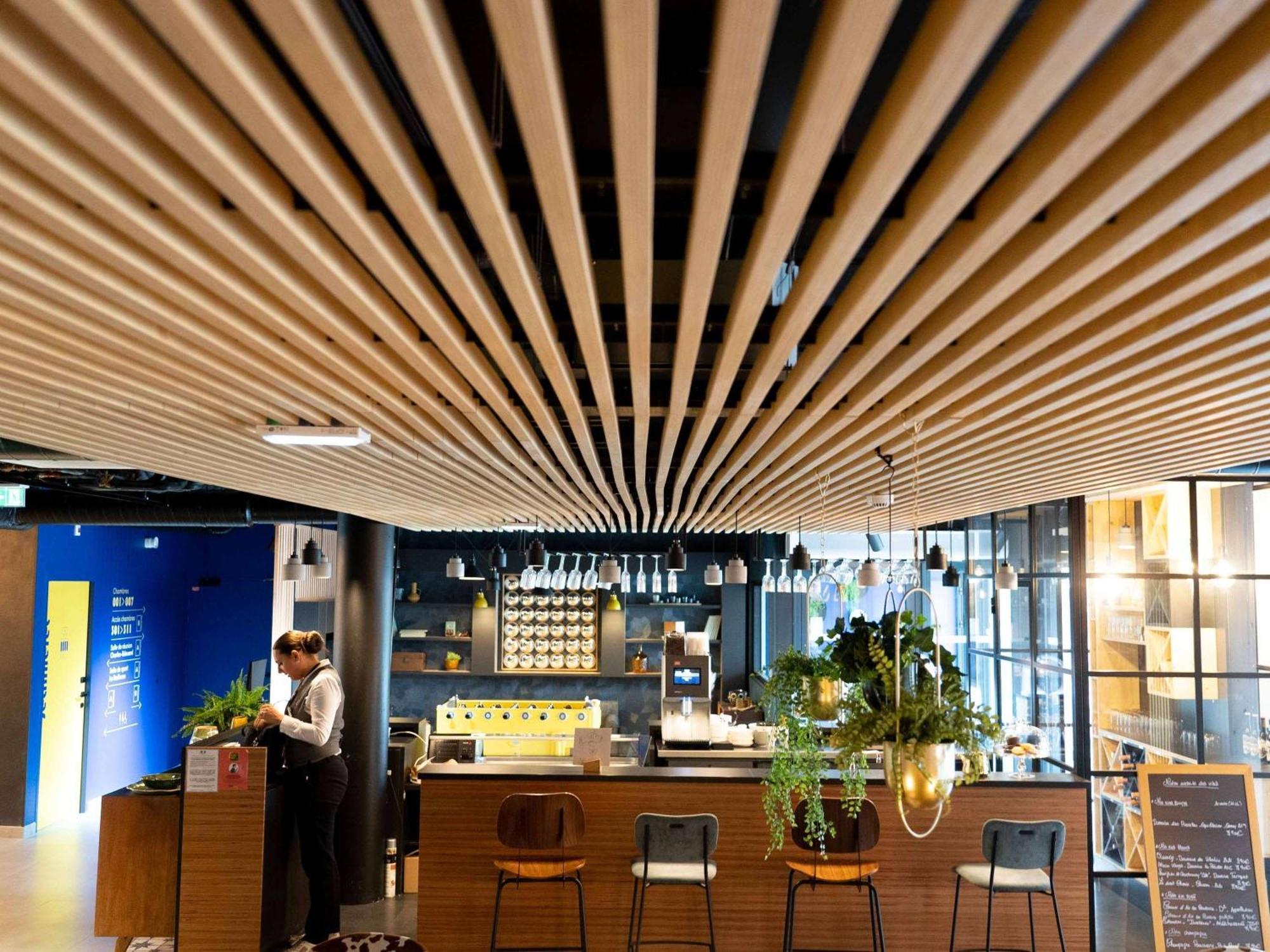 Ibis Styles Dreux Centre Gare Hotel Exterior photo