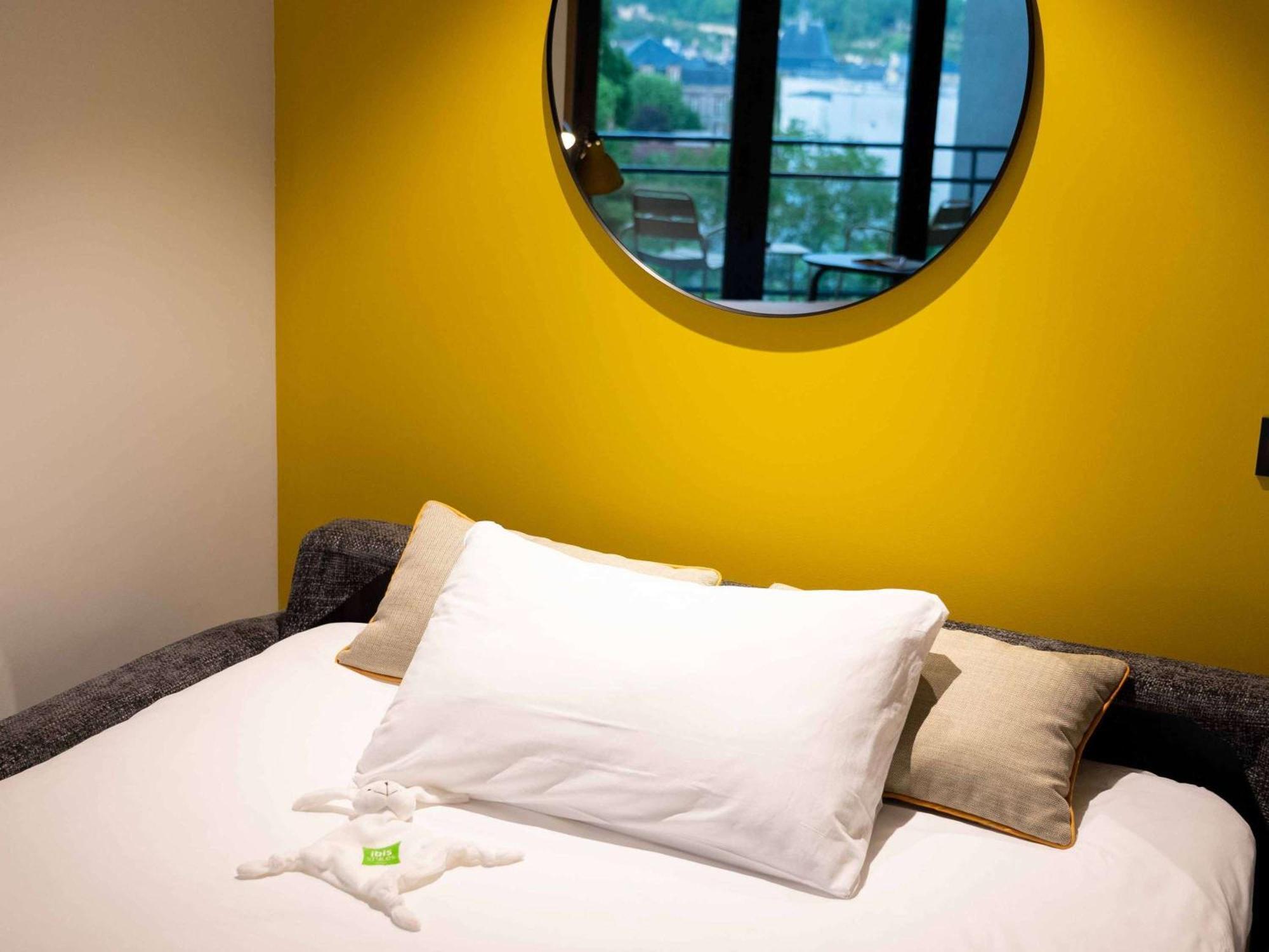 Ibis Styles Dreux Centre Gare Hotel Exterior photo